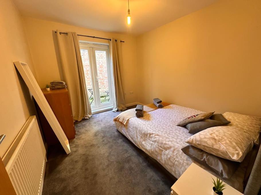 2 Bedroom Apartment In Se13 Londra Esterno foto